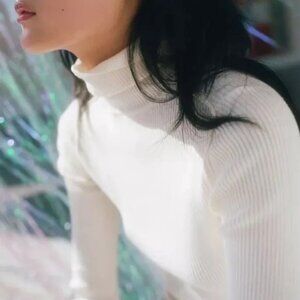 UO Daydream Turtleneck Ivory Sweater
